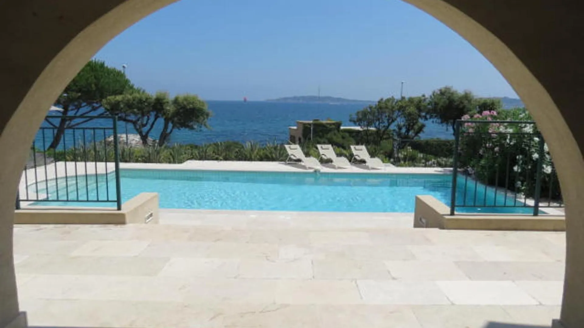 Villa 5 Pieces + T2, Piscine, Clim, Bord De Mer, 10-12 Pers - Fr-1-780-3 サント・マキシム
